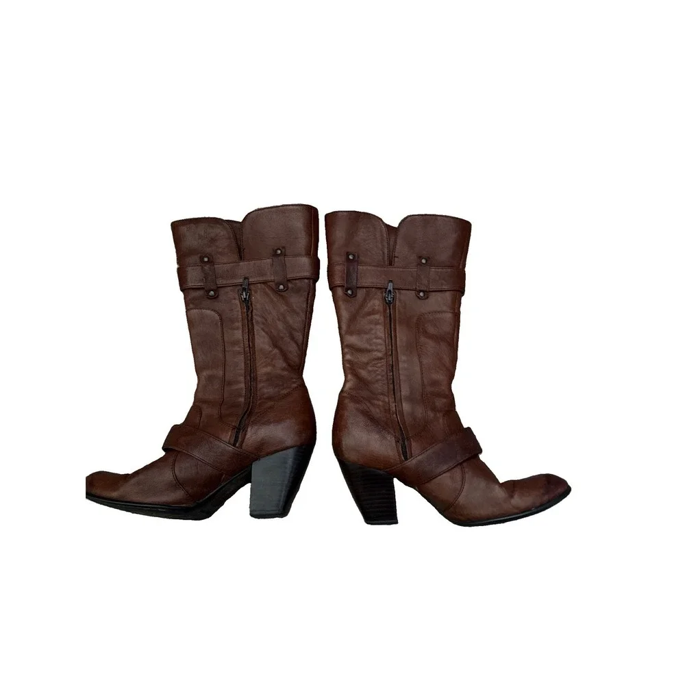 Womens BORN Crown Boots Sz 8 Brown Leather buckle heel Comfort Boots Boho Buckle